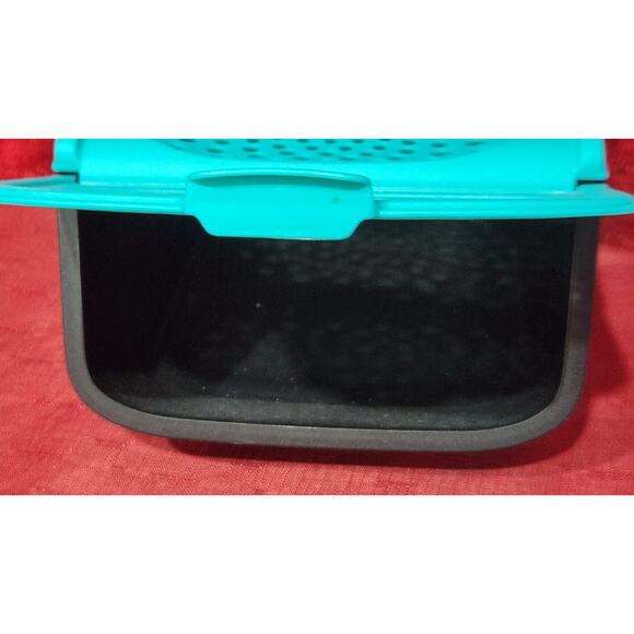 Tupperware Garlic Shallot Onion Keeper with Lid Holder Storage Fresh Longer - Picture 5 of 7